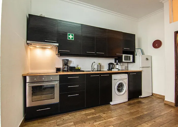 Faro Central - Holiday Apartments